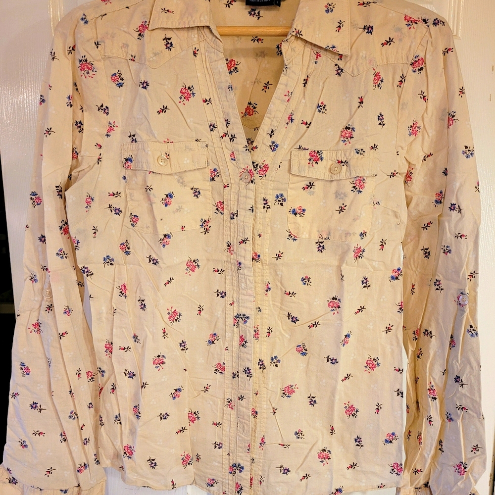 Mylie Cyrus Button Up